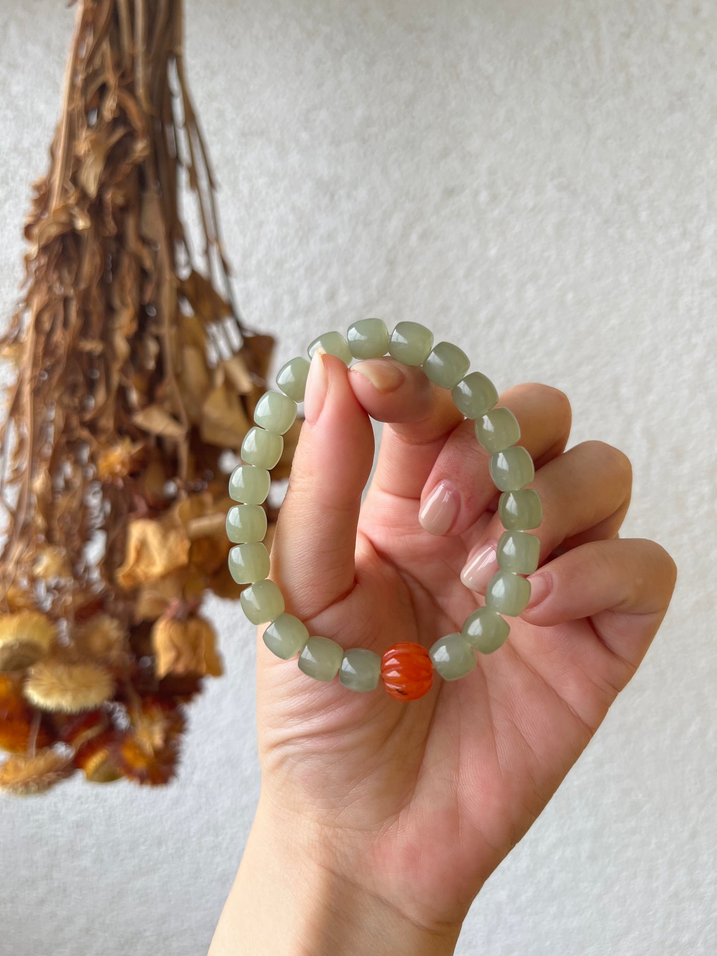 Straight Cut Hetian Jade Beaded Bracelet 8mm x 7mm | 和田晴水直切手串
