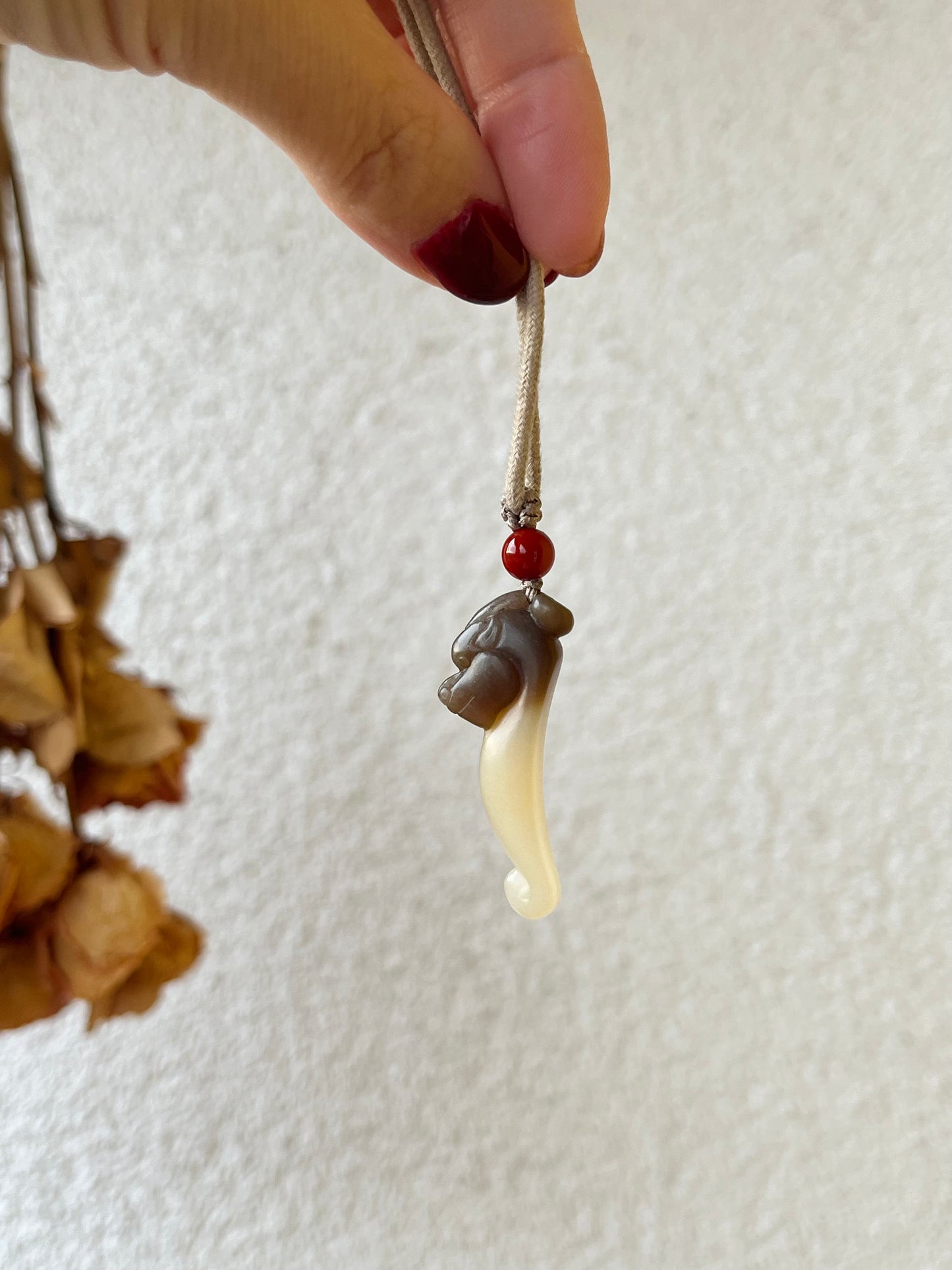 Hand Carved Brown Hetian Jade Chinese Dragon Pendant, 手雕和田糖玉小龙