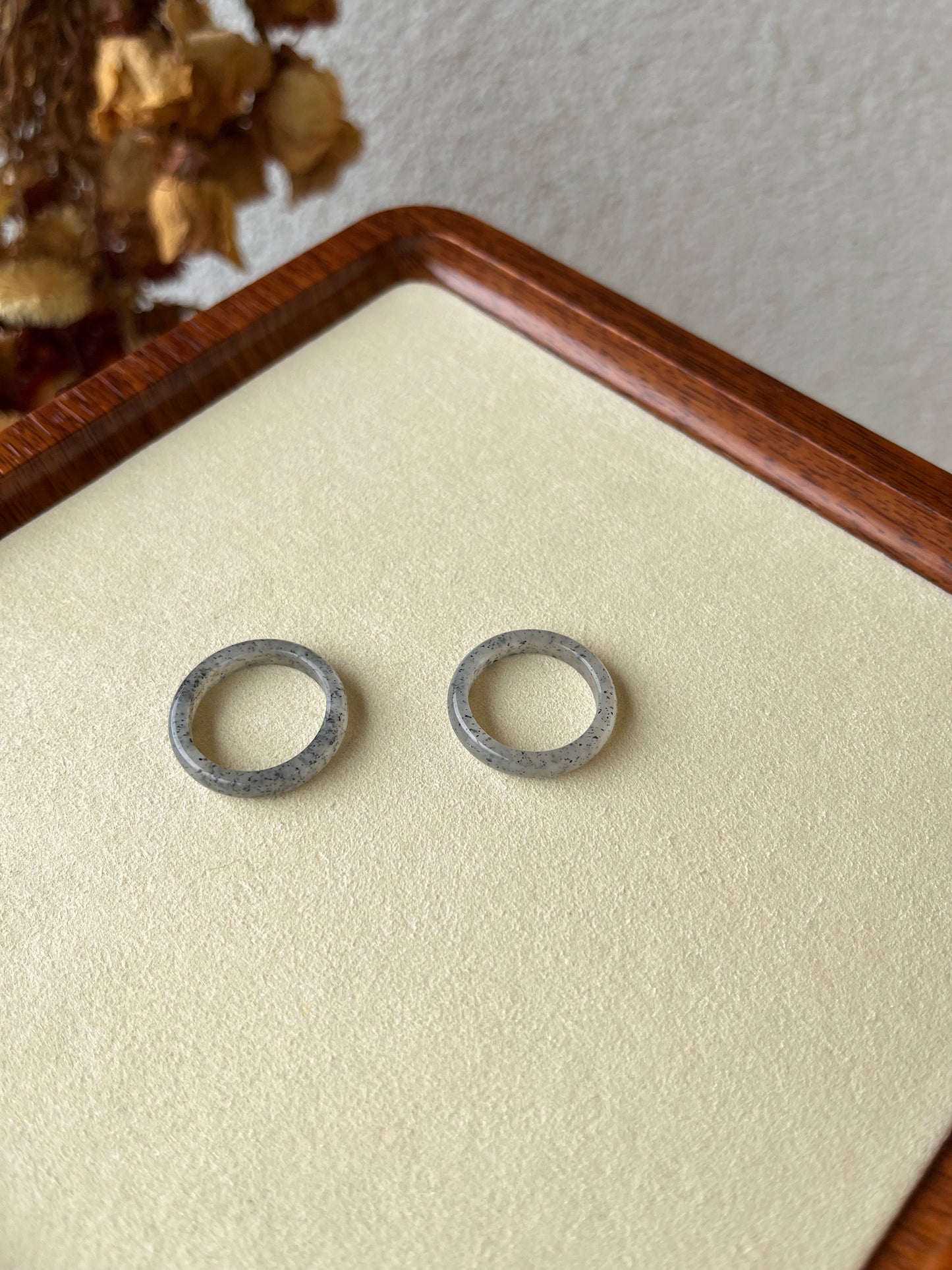 Qinghua Hetian Jade Rings | 和田点墨青花戒圈