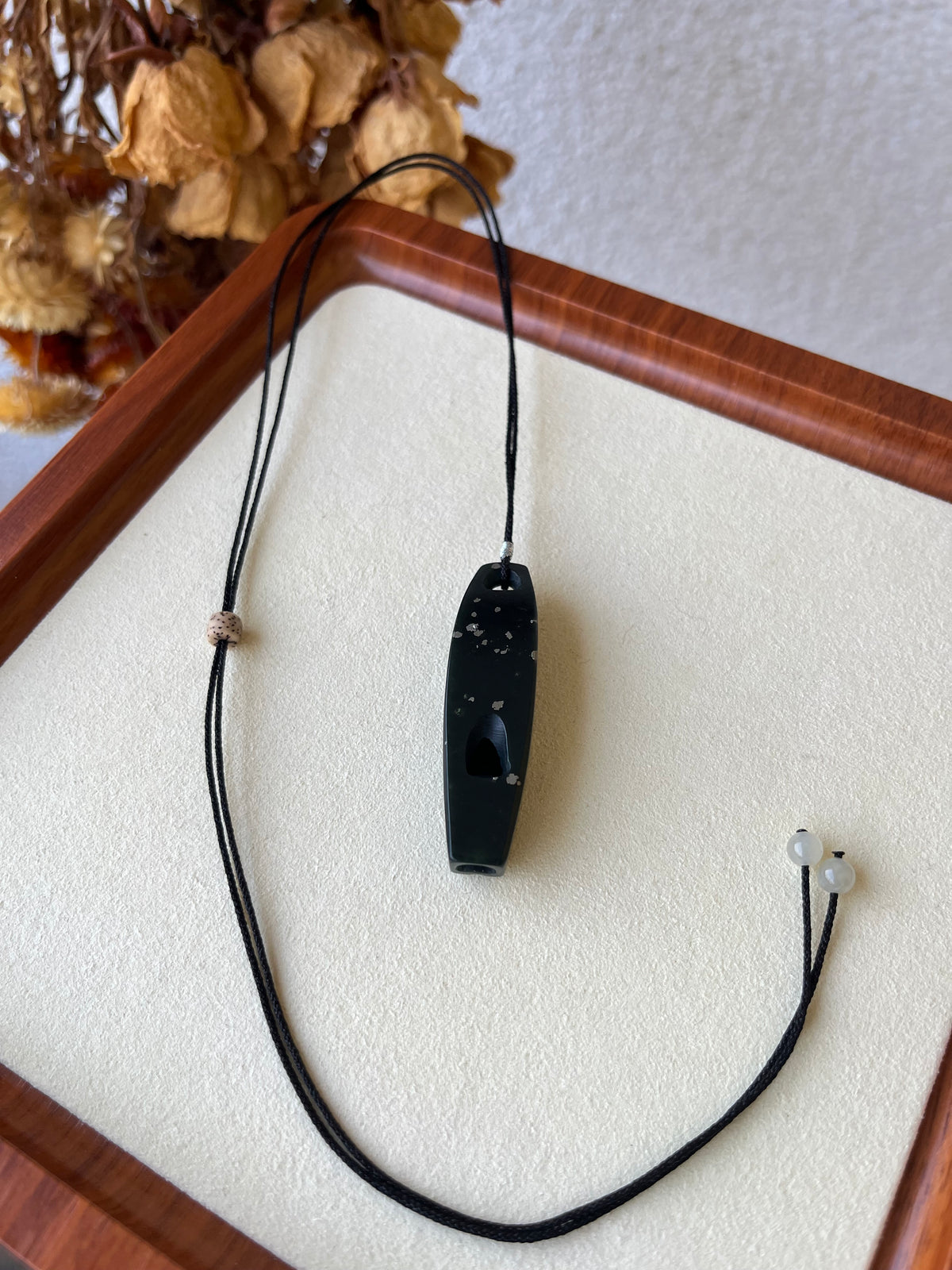 Dark Green Hetian Jade Whistle | 新疆和田黑青口哨