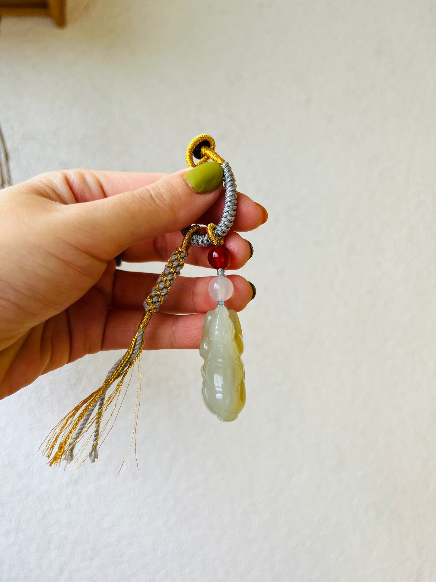Hand Carved Hetian Jade Horse Bag Charm, 手雕和田唐马