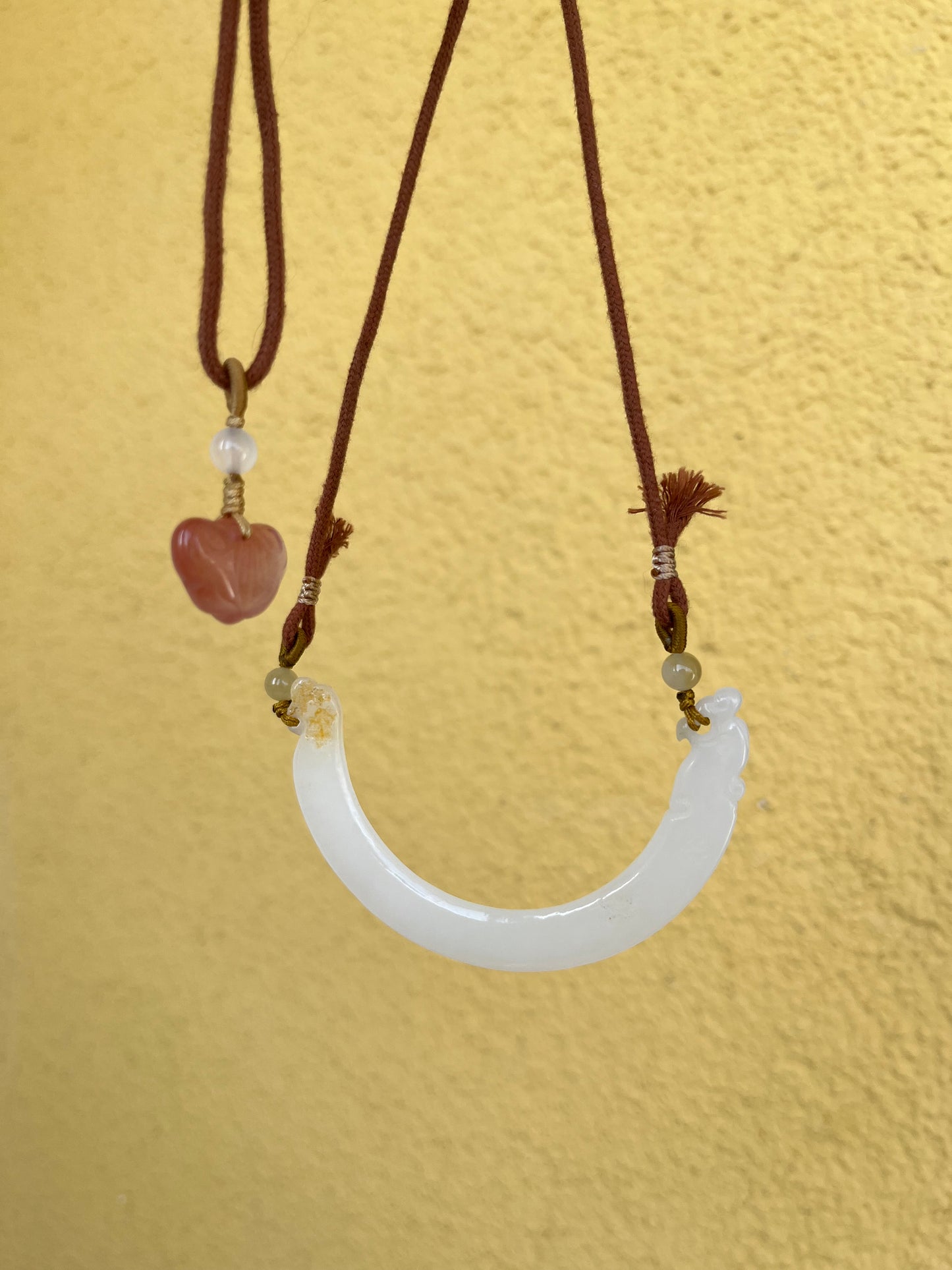 Hand Carved White Nephrite Jade Phoenix Huang Arc-shaped Pendant，手雕白玉凤玉璜