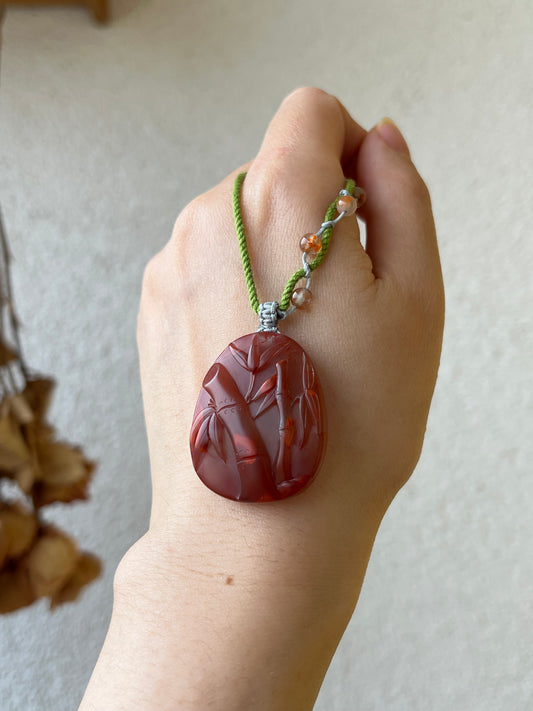 Handmade Necklace with a Hand Carved Nanhong Agate Bamboo Pendant, 手雕南红竹节