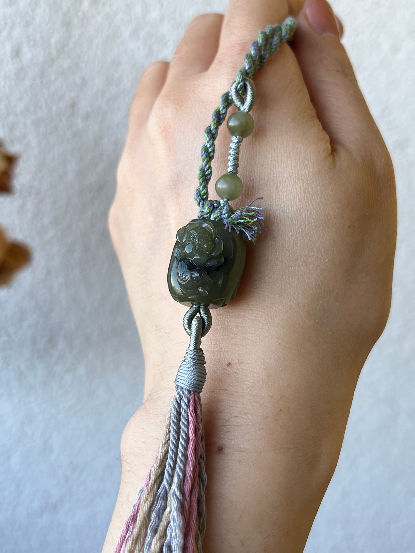 Designed Necklace with a Hand Carved Hetian Green Jade Lotus and Bird Bead, 和田手雕碧玉鸟戏荷花桶珠