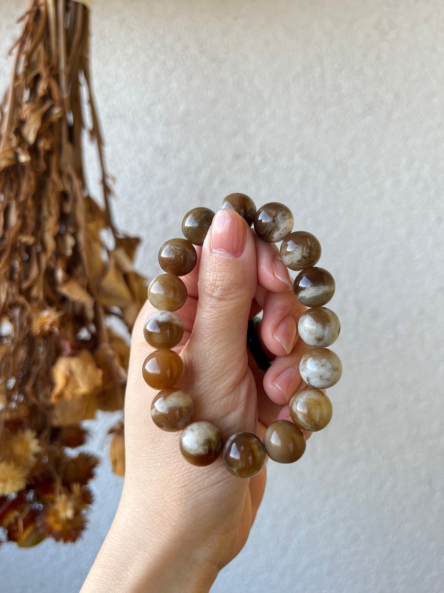 12mm Brown and White Hetian Jade Bracelet | 和田牛轧糖手串