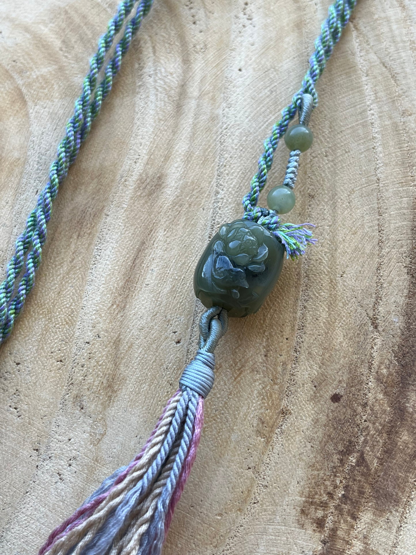 Designed Necklace with a Hand Carved Hetian Green Jade Lotus and Bird Bead, 和田手雕碧玉鸟戏荷花桶珠