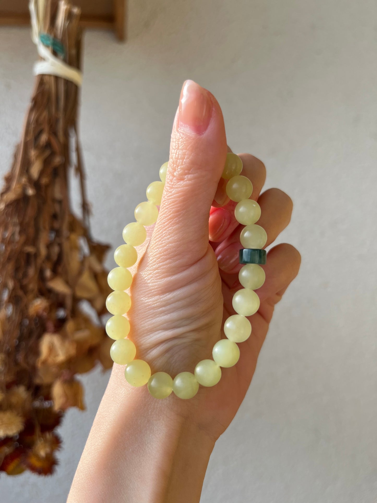 Natural Yellow Hetian Jade Bracelet with 8mm Beads, 和田黄玉手串
