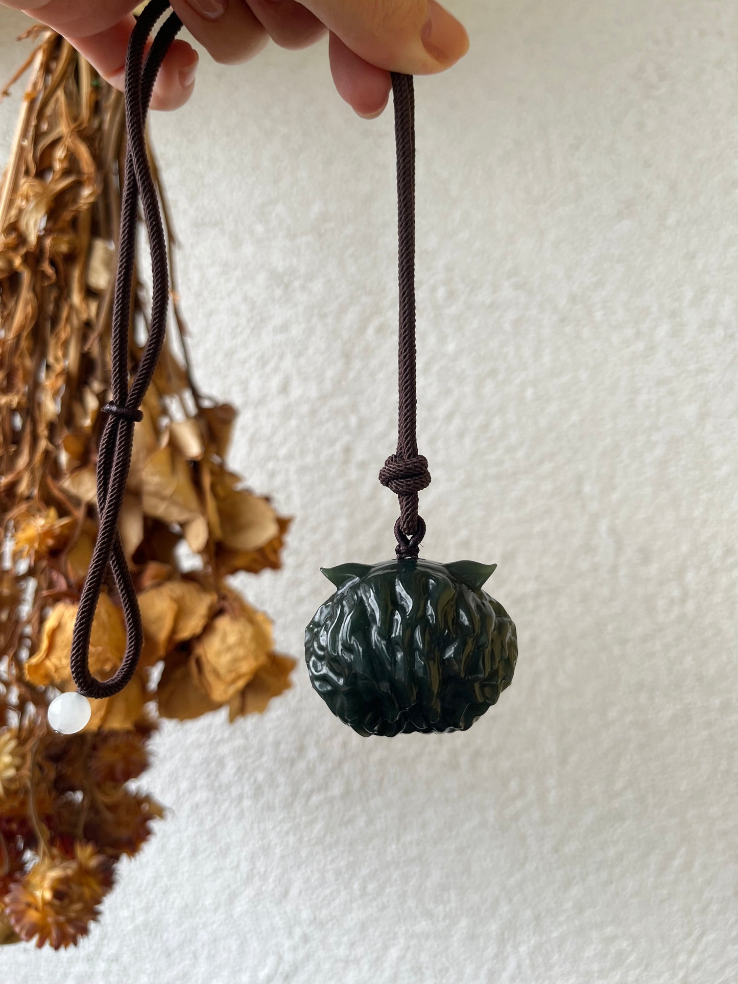 Hand Carve Dark Green Hetian Jade Wolf Head | 手雕和田青玉狼头