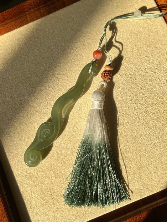 Green Hetian Jade Ruyi Pendant Bag Charm | 手雕和田如意包挂