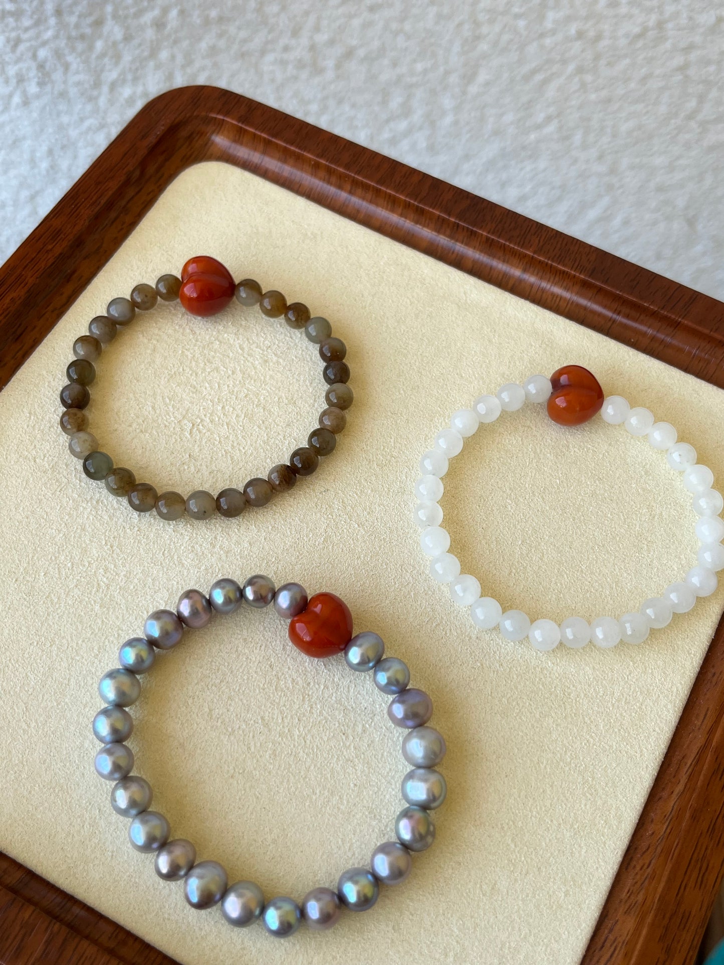 Bracelets with Red Agate Heart | 红玛瑙屁桃手串