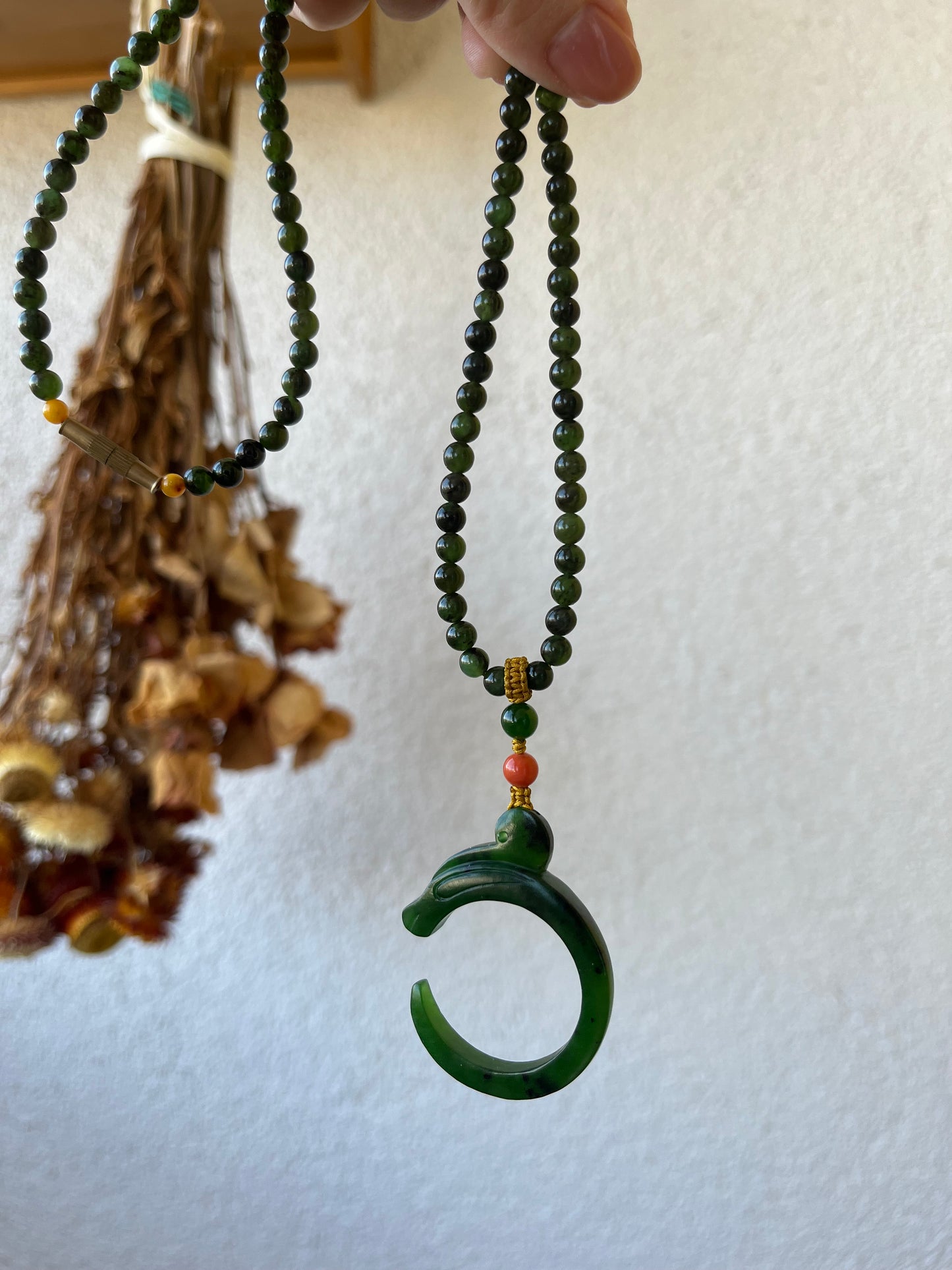 Red-skinned old mine Green Hetian Jade Pig Dragon Set, 红皮老矿俄碧玉猪龙套链