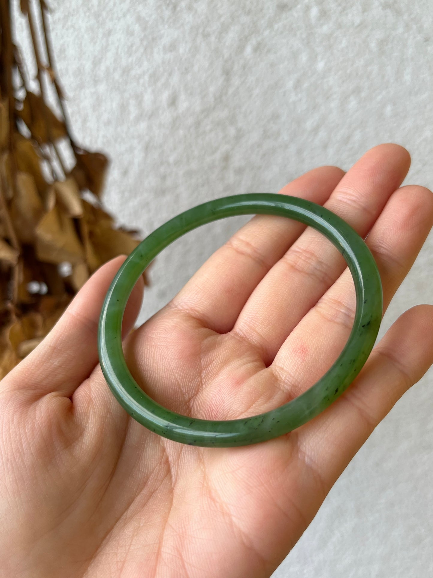 Green Hetian Jade Slim Bangle 58cm | 碧玉叮当镯