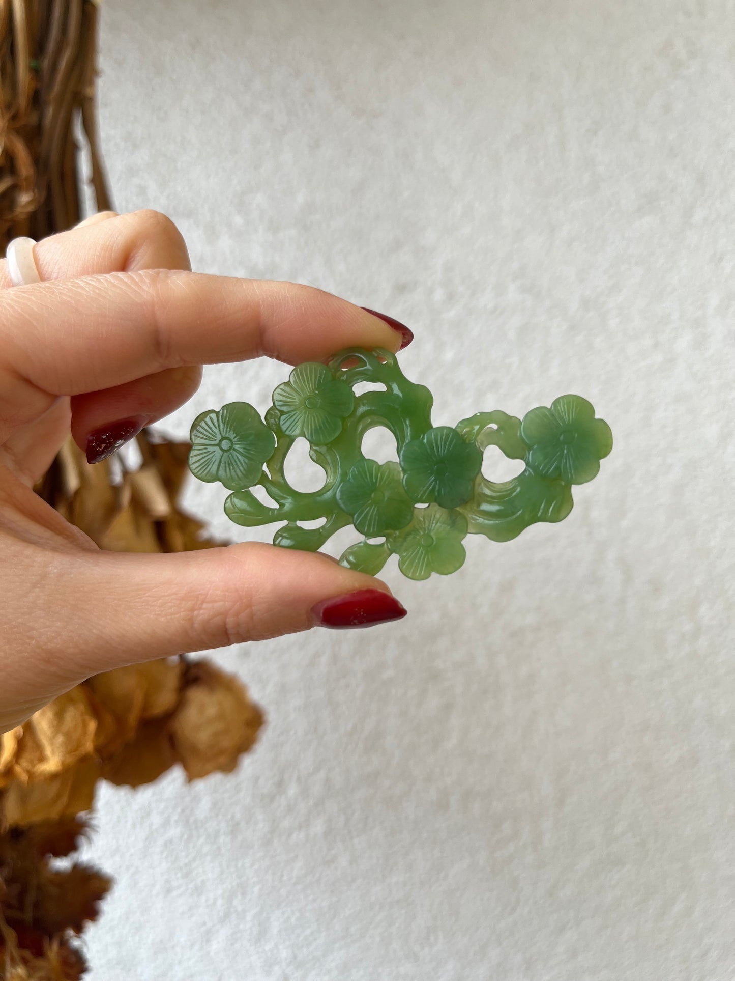 Hand Carved Green Hetian Jade Plum Blossom Pendant  | 手雕和田碧玉梅花