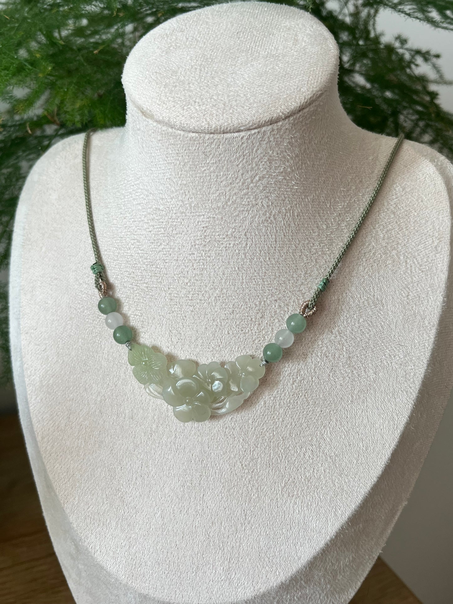 Hand Carved Hetian Jade Plum Blossom Arc-Shaped Pendant, 手雕和田青海带翠梅花玉璜