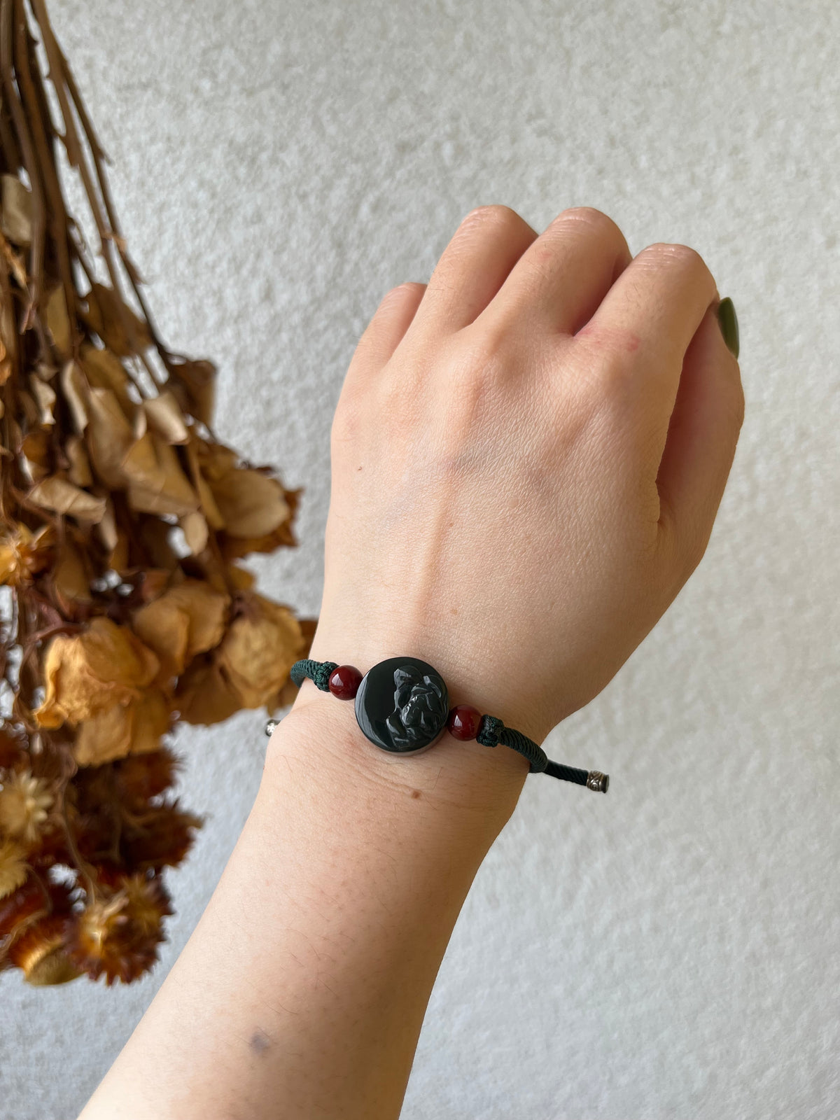 Hand Carved Drak Green Hetian Jade Lotus Bracelet | 手雕青玉一细荷花手牌