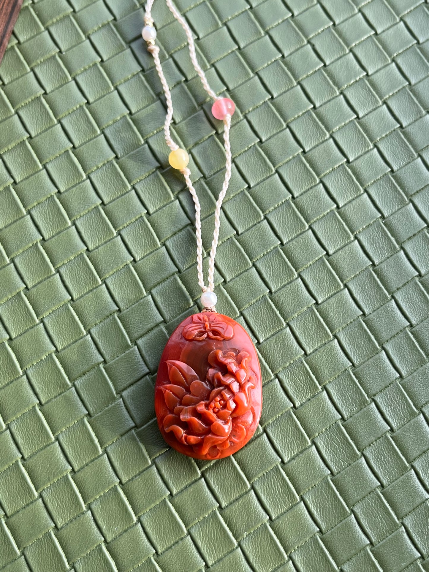 Hand Carved Nanhong Agate Peony Flower and Butterfly Pendant | 手雕南红蝶恋花