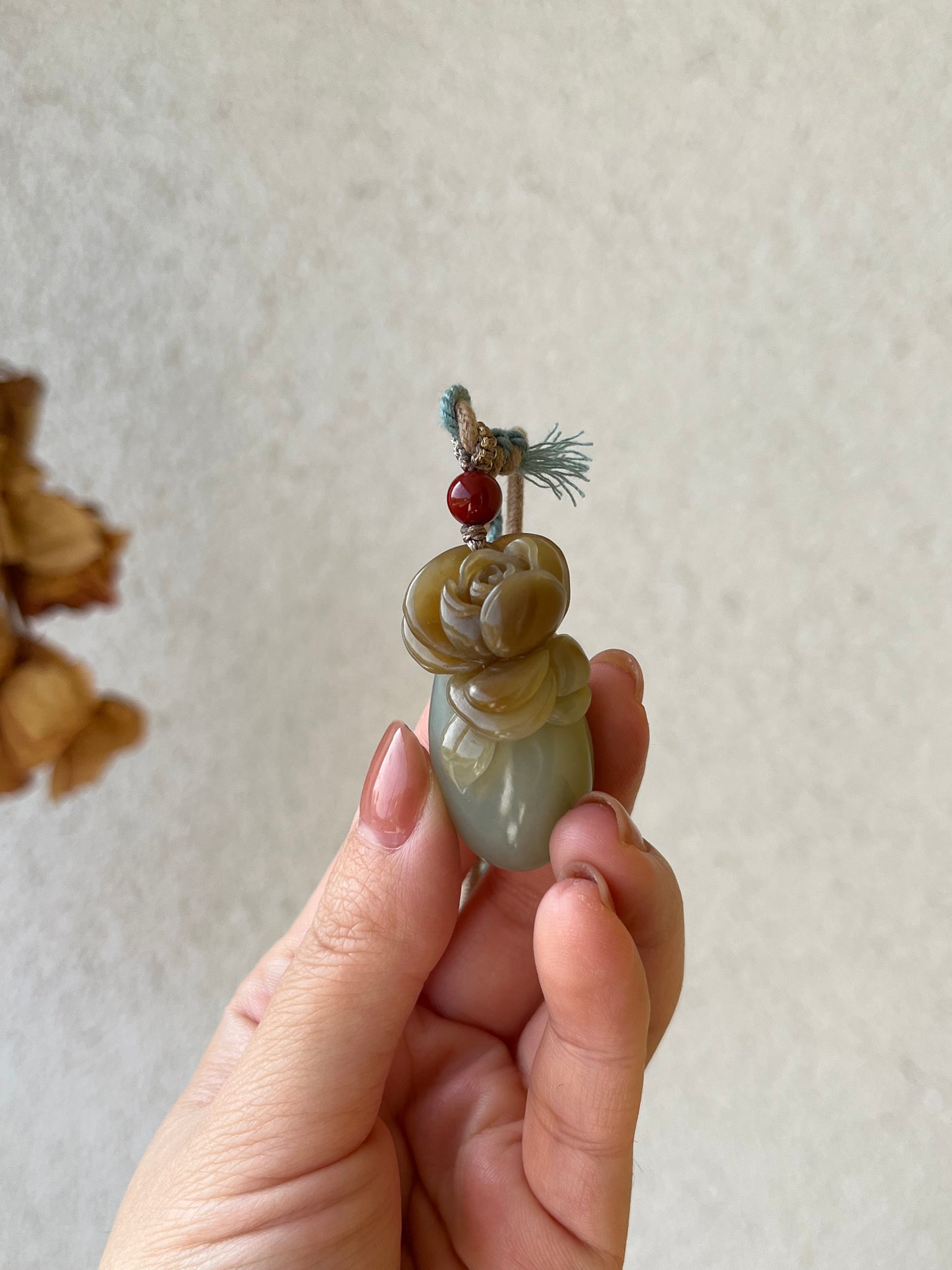 3D Hand Carved Hetian Jade Rose Pendant, 手雕和田且末蓝俏糖胖玫瑰