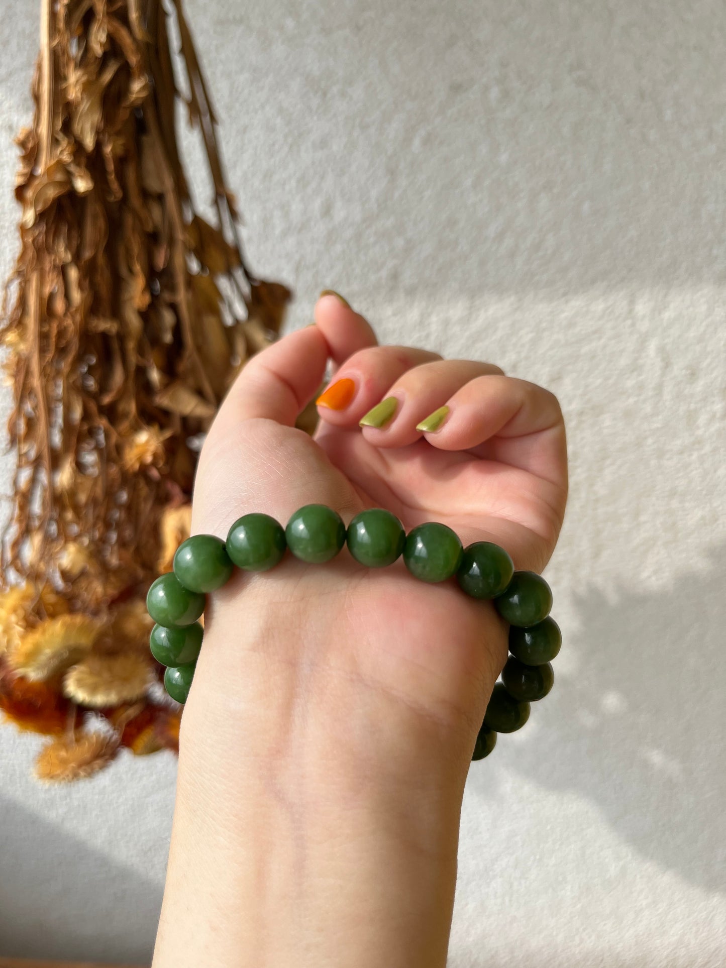 Green Hetian Jade Beaded Bracelet 10mm | 和田碧玉粉绿手串
