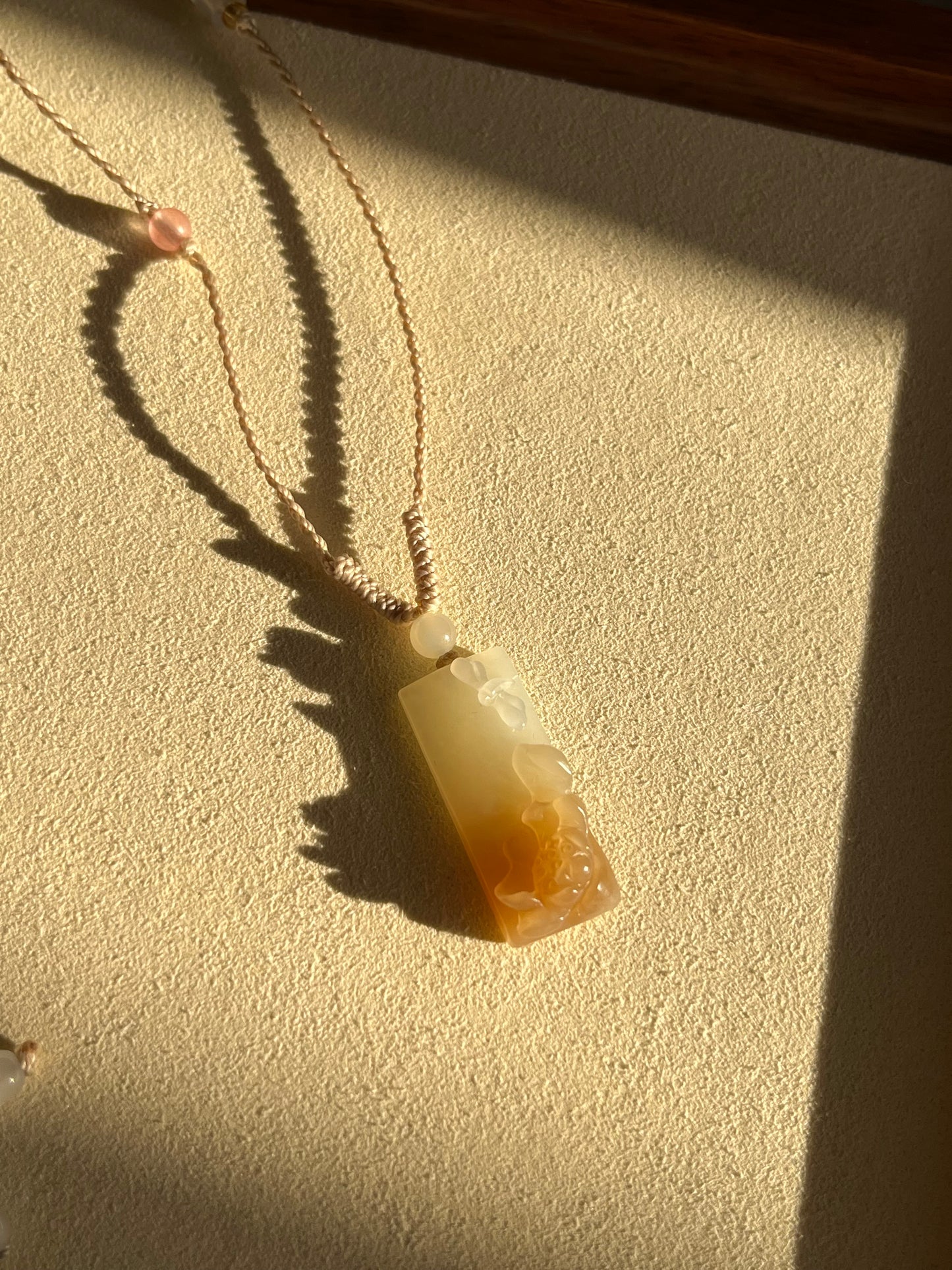 Hand Carved Brown and White Hetian Jade Lotus and  Dragonfly | 手雕糖白和田玉荷花蜻蜓吊坠