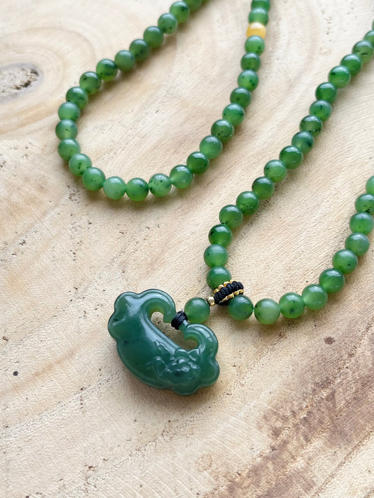 Multi-function Green Hetian Jade Beads (6mm) Beaded Bracelet with a Green Hetian Jade Ruyi, 碧玉如意吊坠