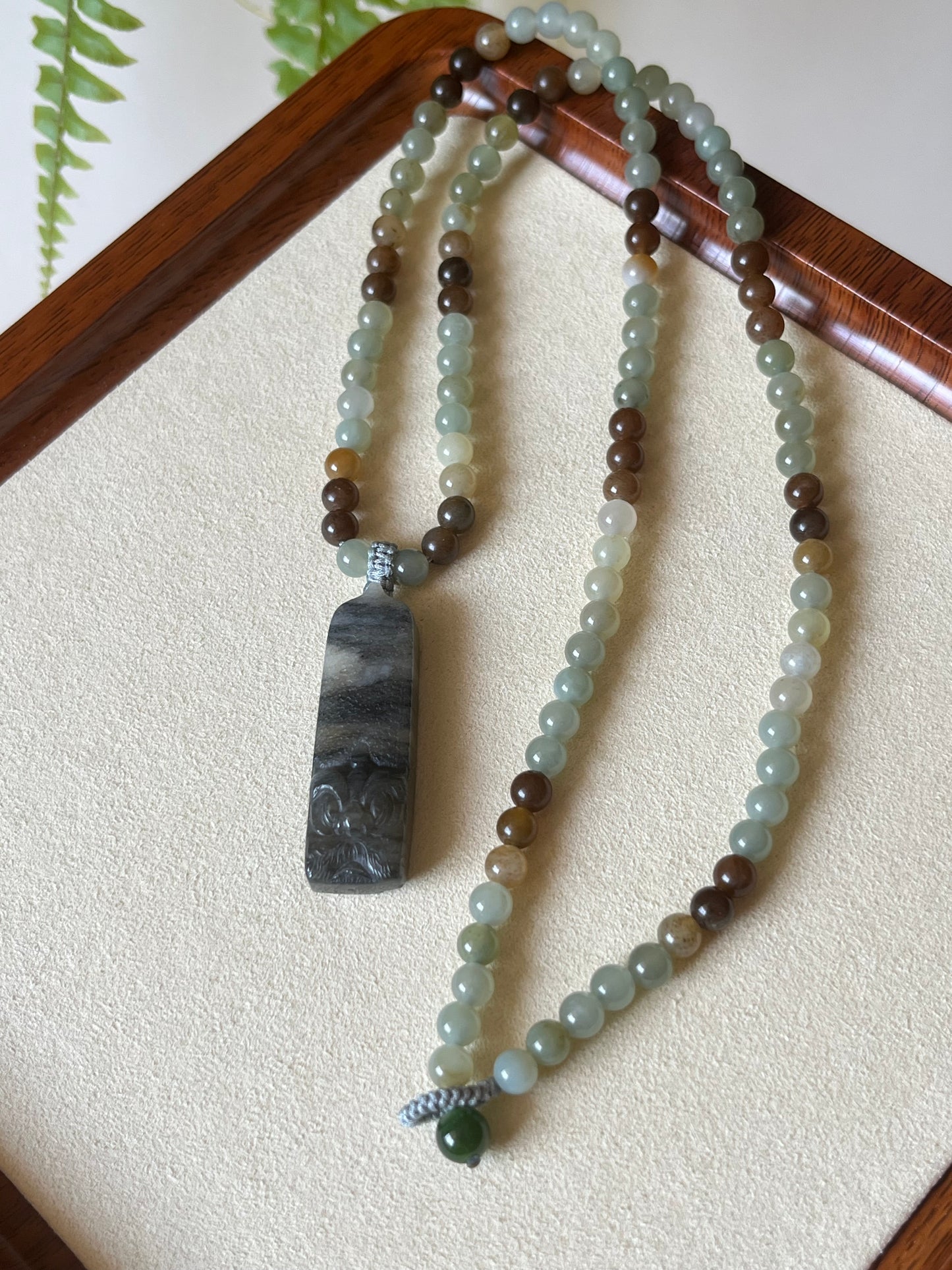 Qinghua Hetian Jade Beast Face Set | 和田青花兽面套链