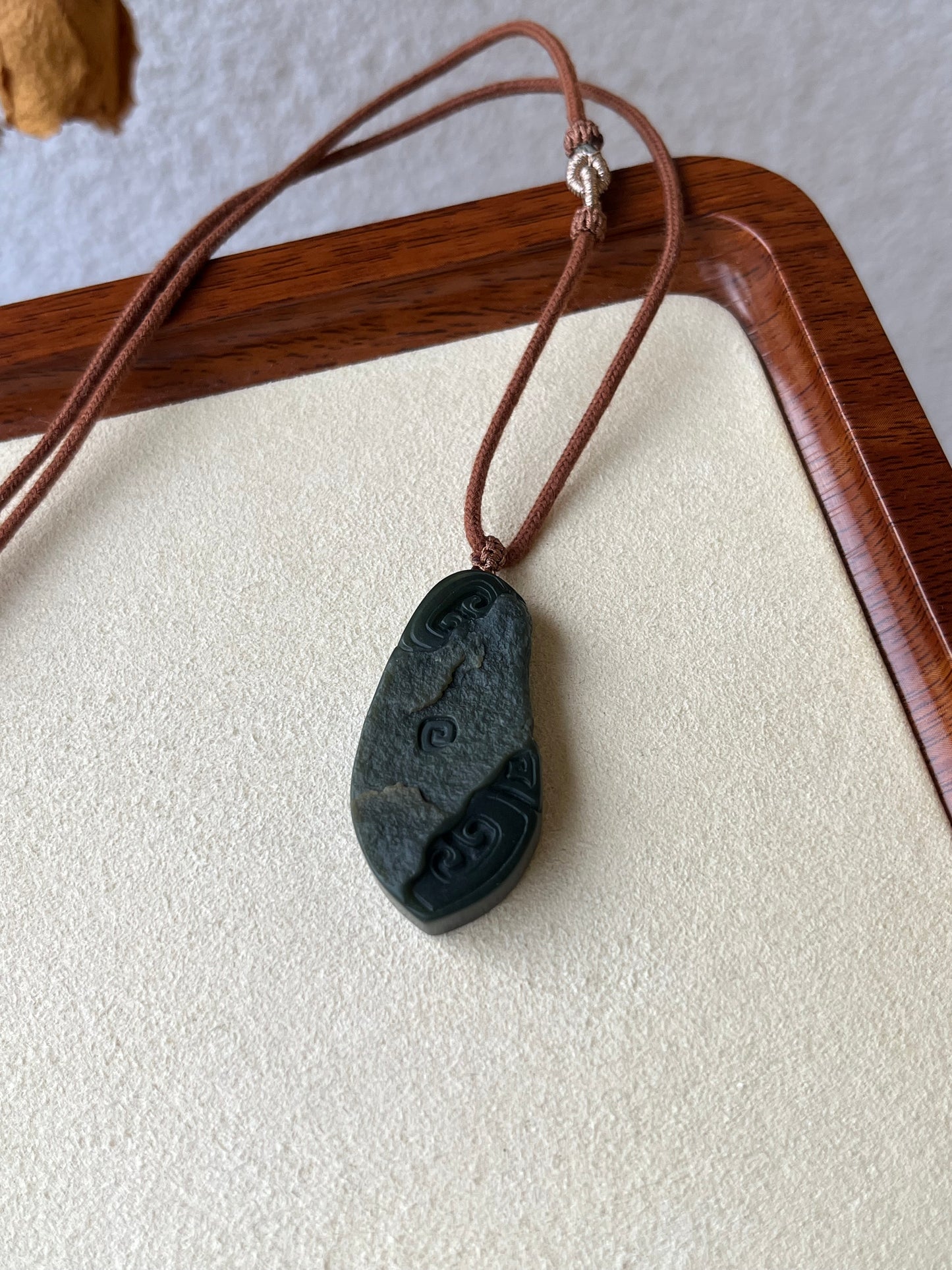 Hand Carved Ancient Style Dark Green Hetian Jade Pendant | 手雕青玉一细带皮仿古牌