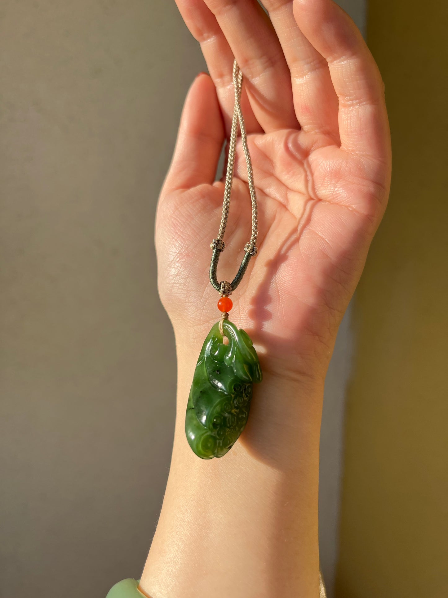 Hand Carved Green Hetian Jade Lotus Pod Pendant,  手雕碧玉如意莲蓬