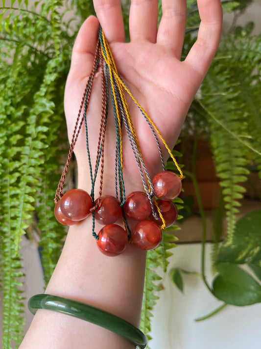 Frame Pattern Nanhong Agate Single Bead (16mm) Necklace | 南红火焰纹单珠路路通项链