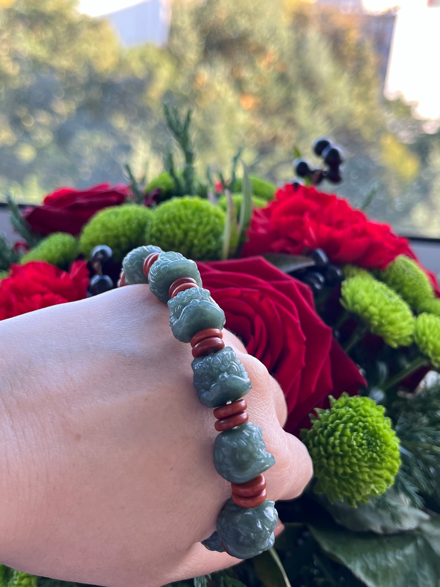 Hand Carved Blue Hetian Jade Lion Dance Head Beaded Bracelet, 醒狮头手串