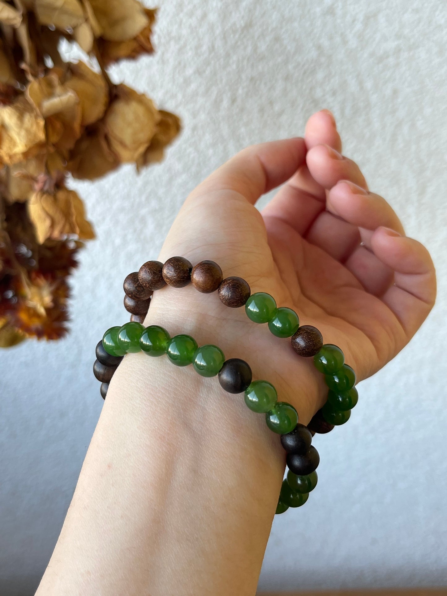 8mm Green Hetian Jade and Agar wood / Sandal wood Beaded Bracelet