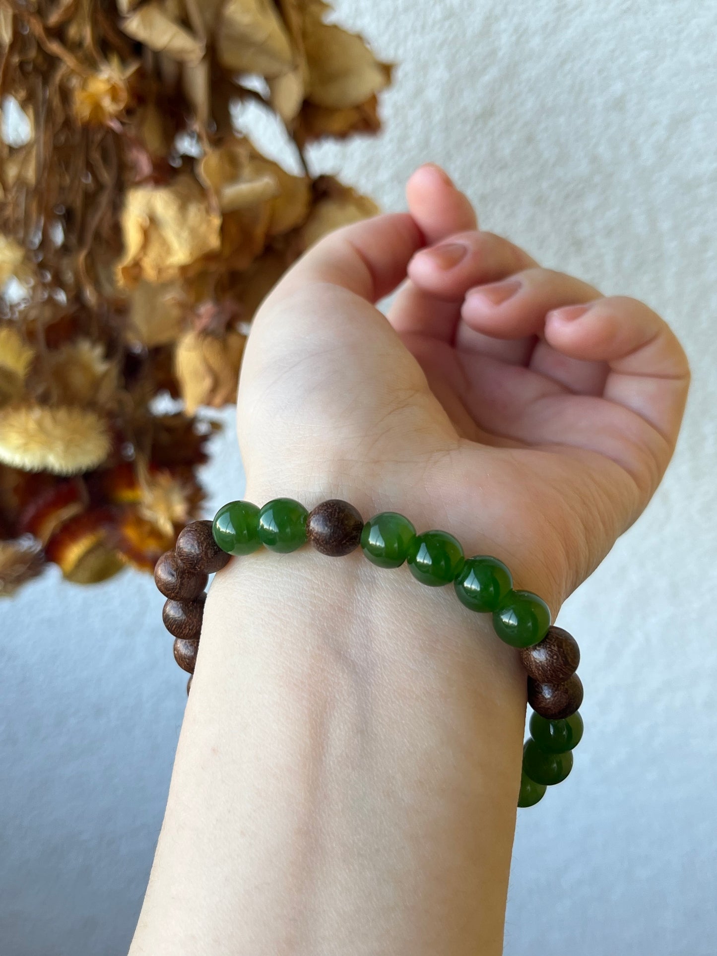 8mm Green Hetian Jade and Agar wood / Sandal wood Beaded Bracelet
