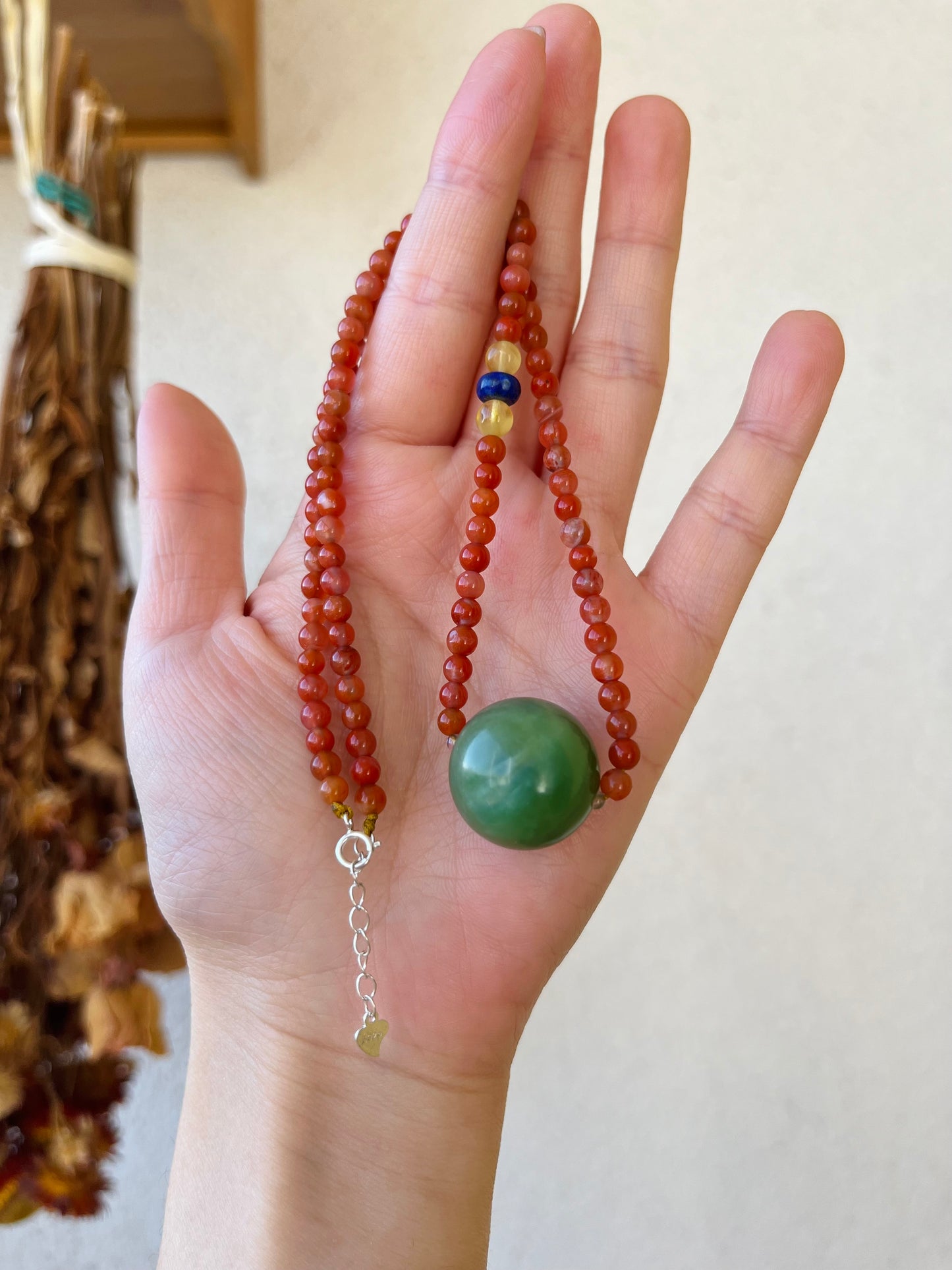Handmade Nanhong Agate Beaded Necklace with a Single Big Green Hetian Jade Bead (20mm)
