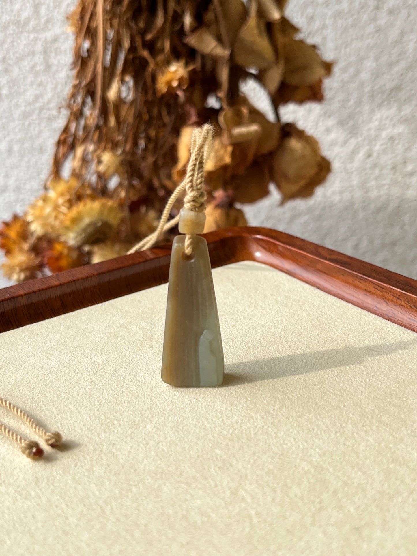 Hand Carved Hetian Jade Wudao (Taoist Wisdom) | 手雕意境和田糖玉悟道
