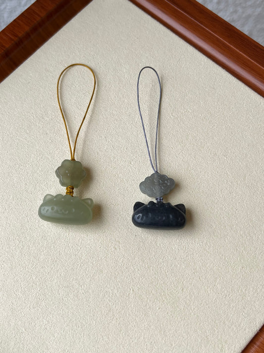 Hetian Jade Cat Phone Charm / Bag Charm | 和田玉小法棍猫手机链