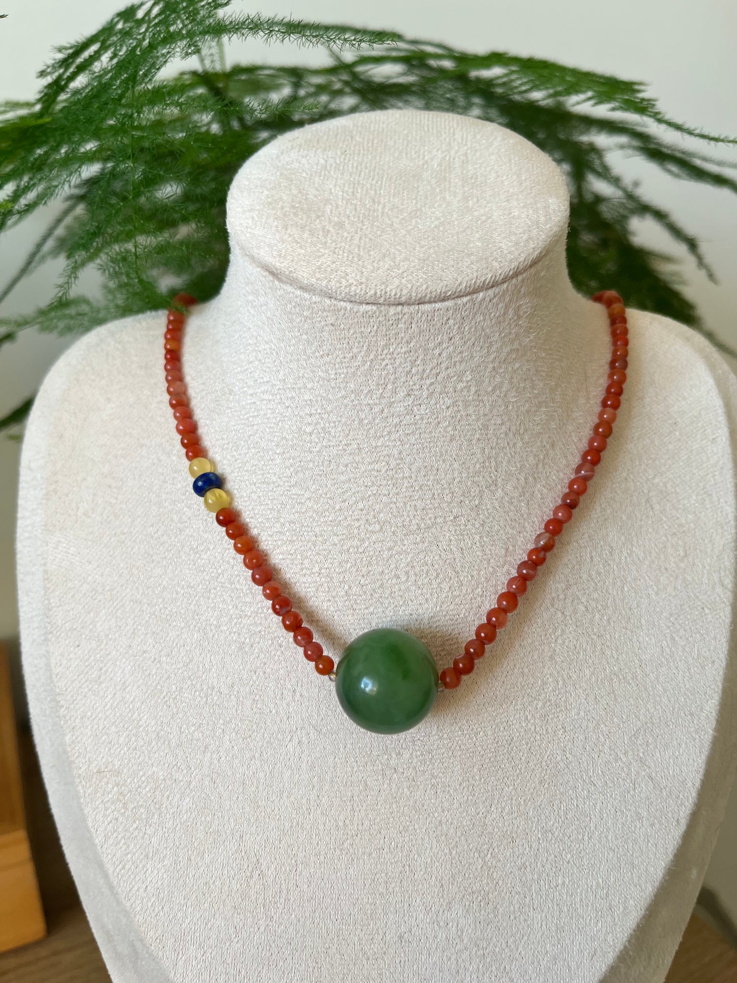 Handmade Nanhong Agate Beaded Necklace with a Single Big Green Hetian Jade Bead (20mm)