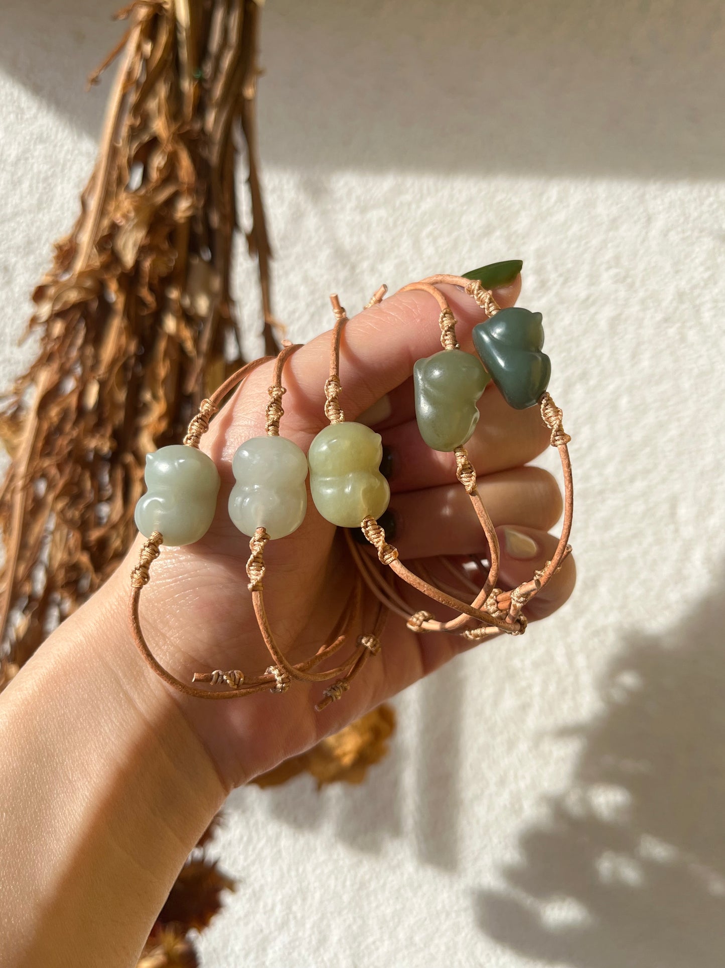 Handmade 3D Hetian Jade Cat Bracelet | 和田玉趴趴猫手绳