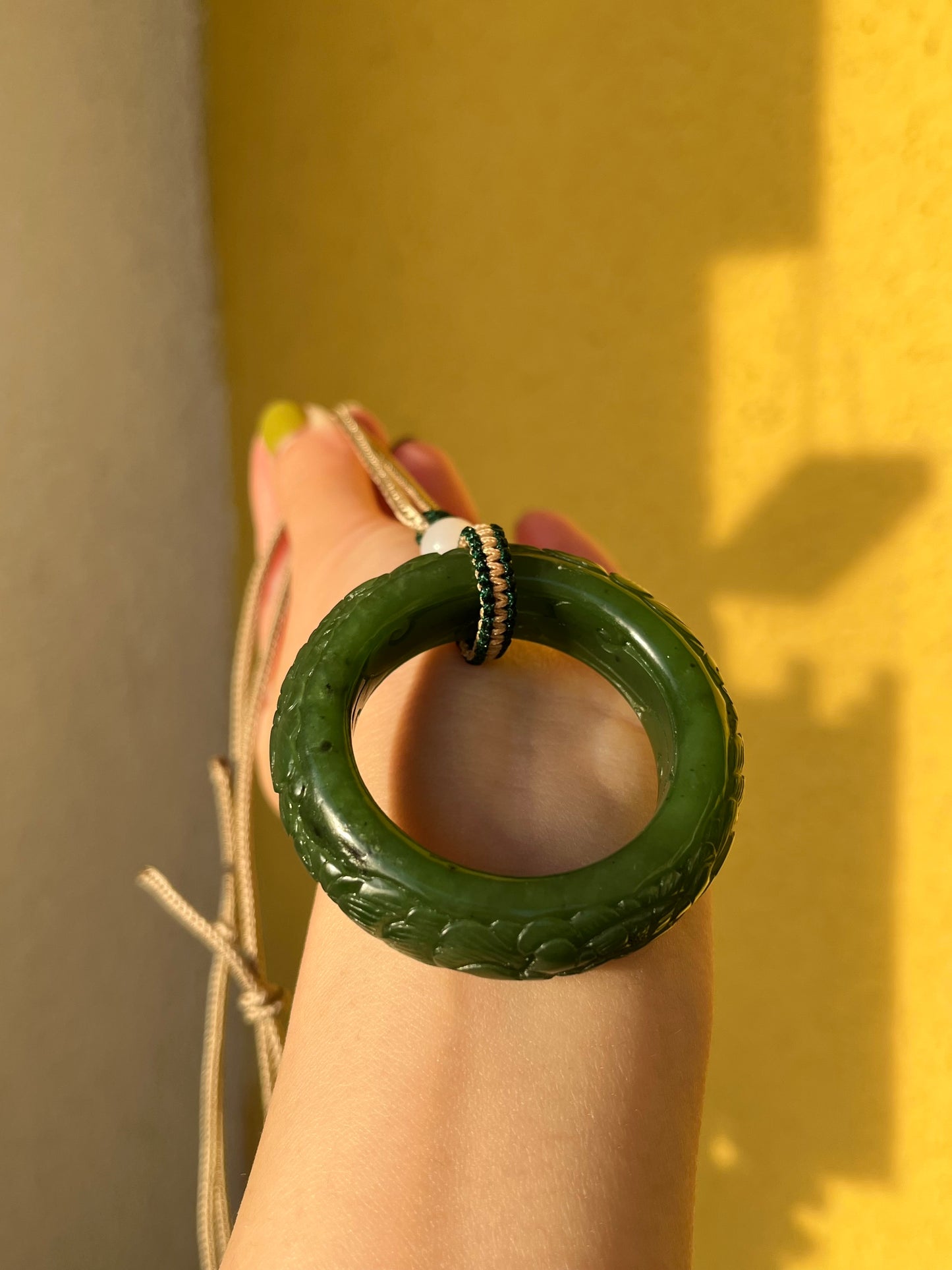 Hand Carved Green Hetian Jade Lotus Flower Peace Ring Pedant, 手雕碧玉荷花平安环吊坠