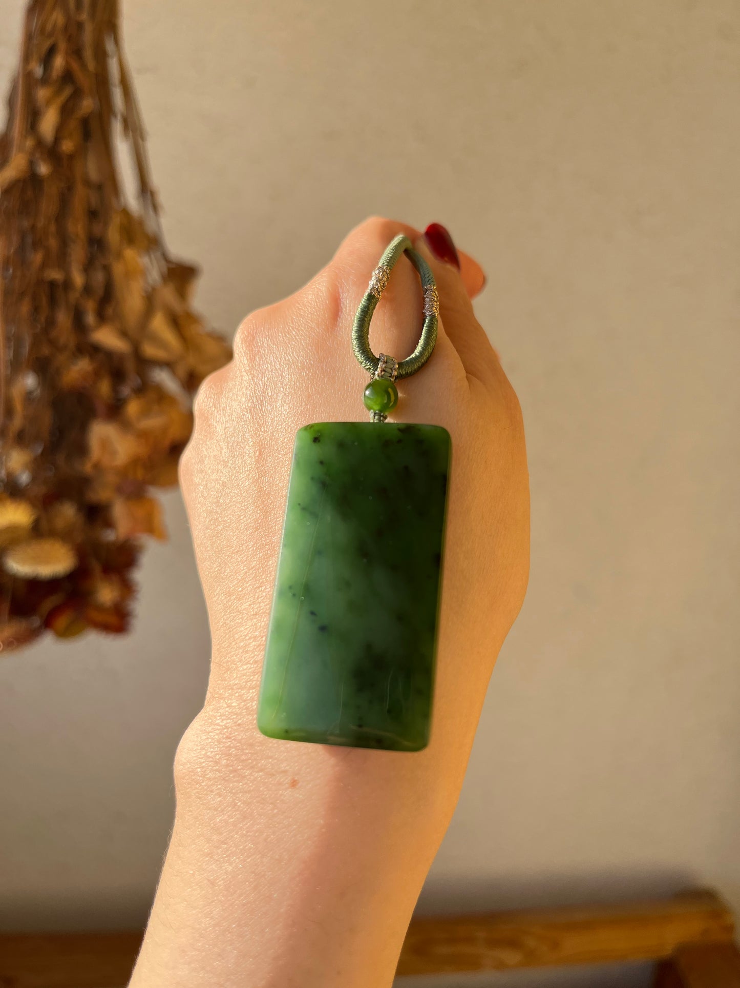 Necklace with a Green Hetian Jade Flat Pendant，和田老矿碧玉无事牌