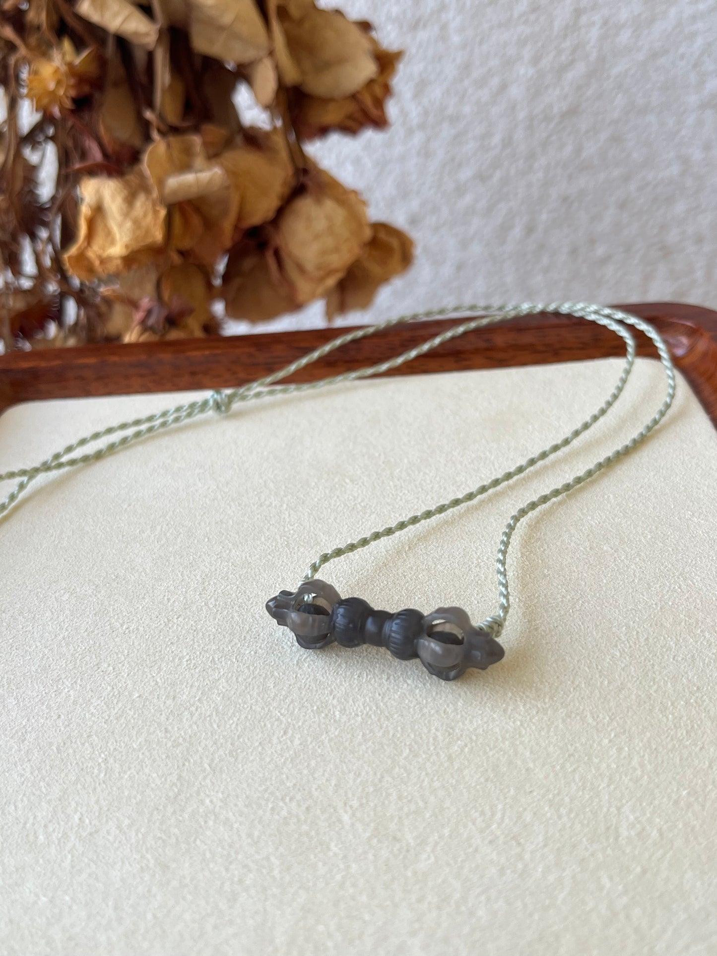 Small Dark Grayish Purple Hetian Jade Vajra Necklace | 和田浓烟紫小金刚杵锁骨链