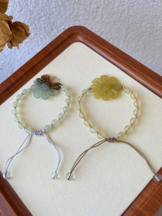Bracelet Crafted from Hand Carved Xiu Jade Daisy