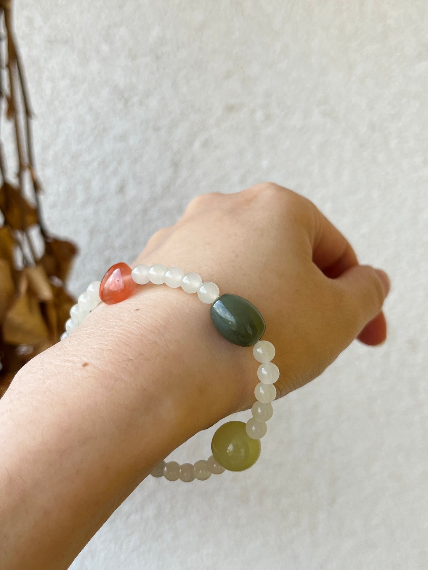 Multi-color Hetian Jade and Nanhong Agate Beaded Bracelet