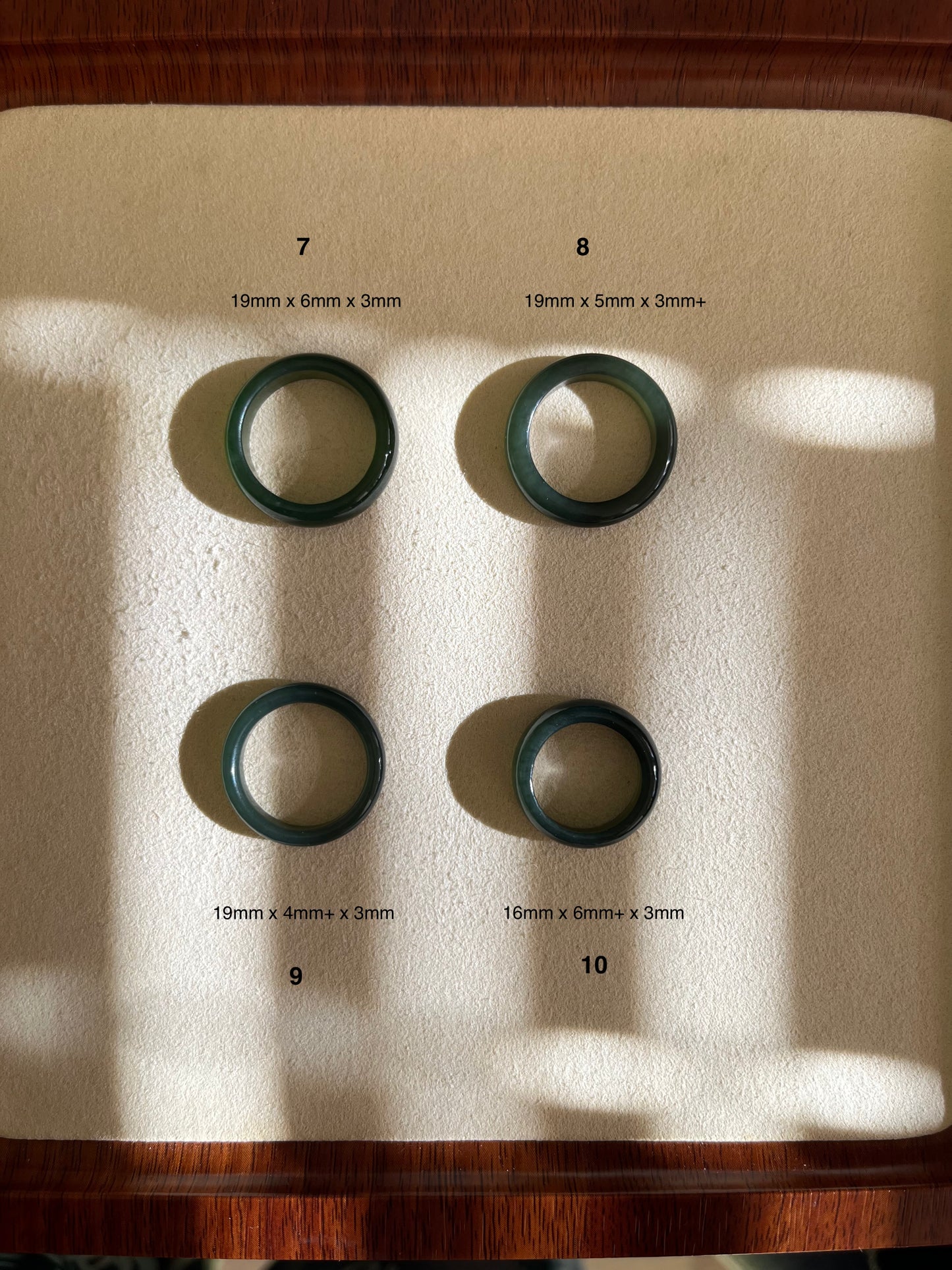 Green Hetian Jade Rings | 和田碧玉, 湖水绿戒圈