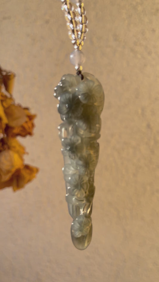 Hand Carve Xiu Jade Plum Blossom on a Guqin Instrument