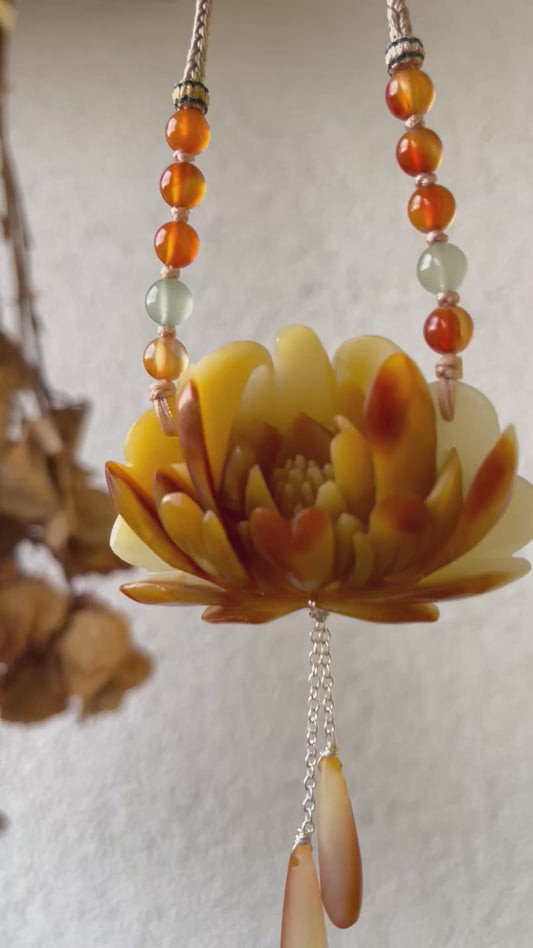Hand Carved Xiu Jade Peony Pendant | 手雕岫玉牡丹